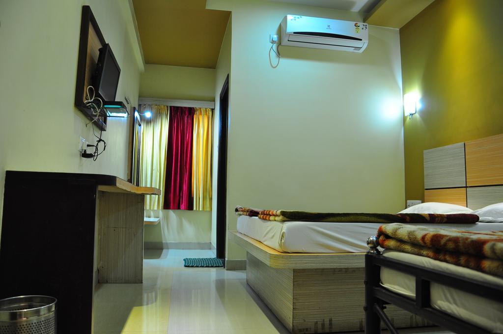 Hotel Ganesh Oasis Mount Abu Exterior foto