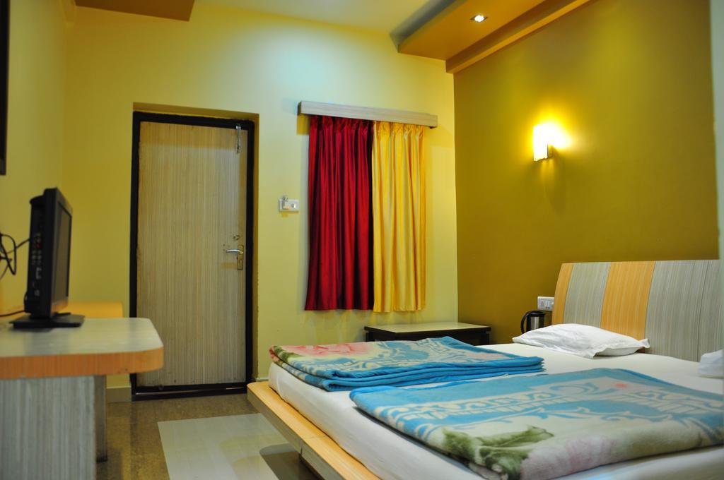 Hotel Ganesh Oasis Mount Abu Exterior foto