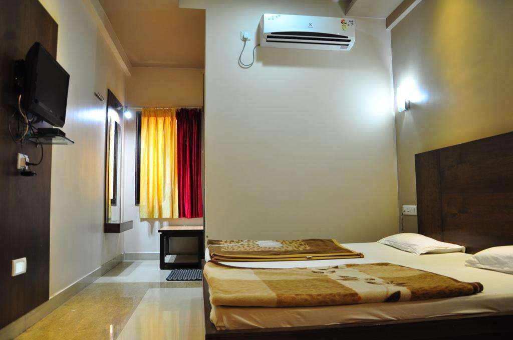 Hotel Ganesh Oasis Mount Abu Exterior foto