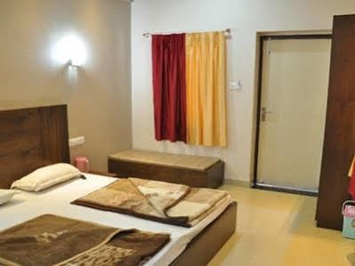 Hotel Ganesh Oasis Mount Abu Exterior foto